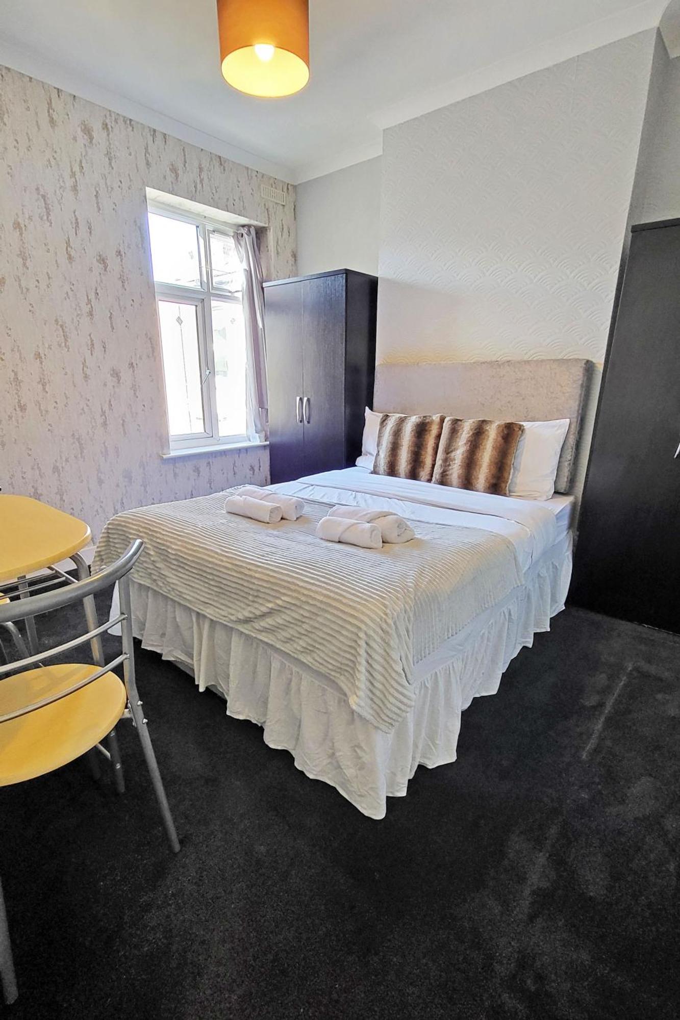 Spacious Room لندن المظهر الخارجي الصورة